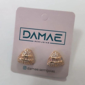 Brinco triangulo zirconia