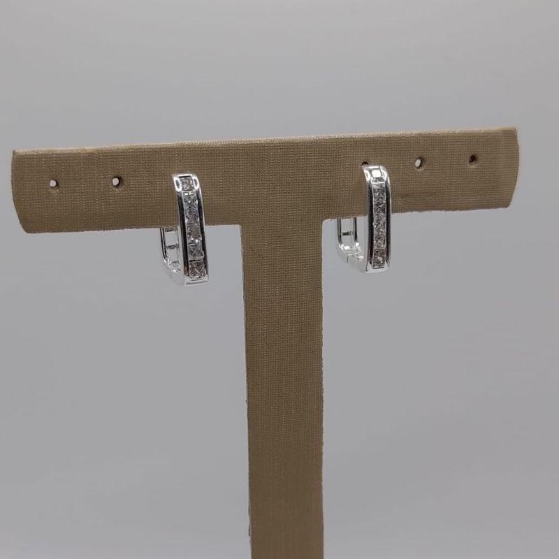 argola click cravejado