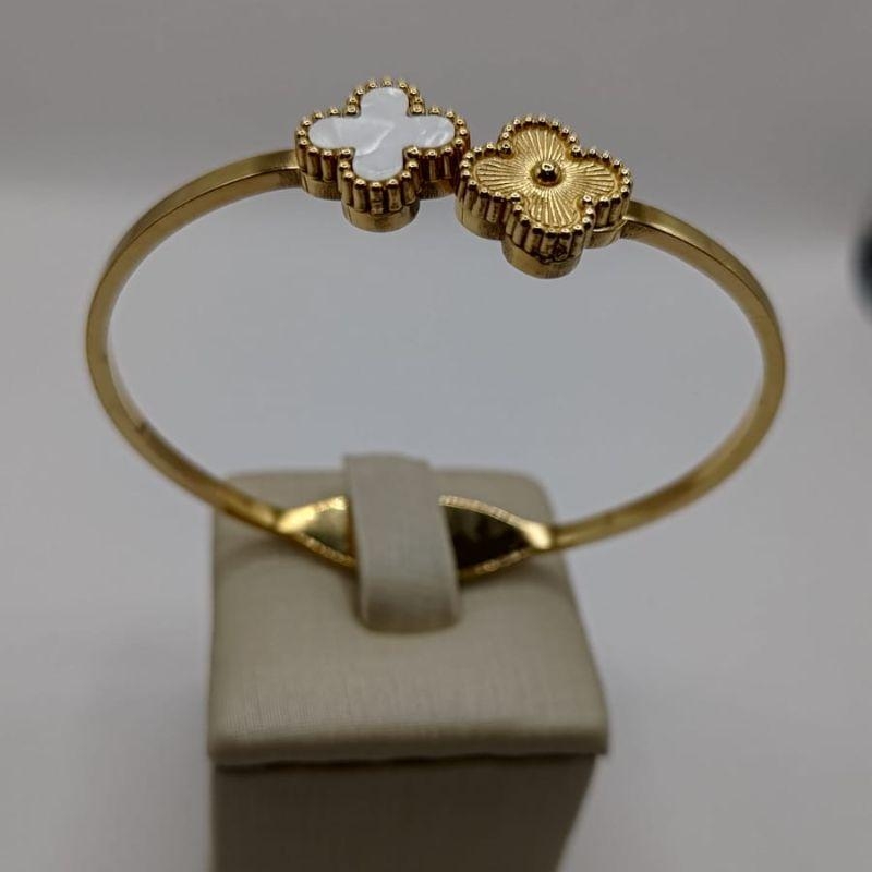 Bracelete Aço trevo feminino