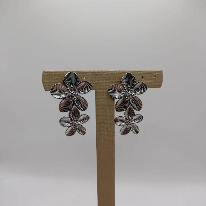 Brinco aço flor dupla