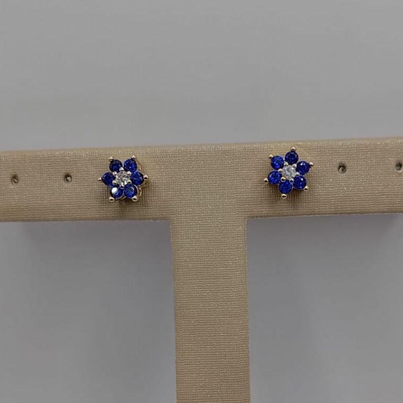 Brinco flor azul