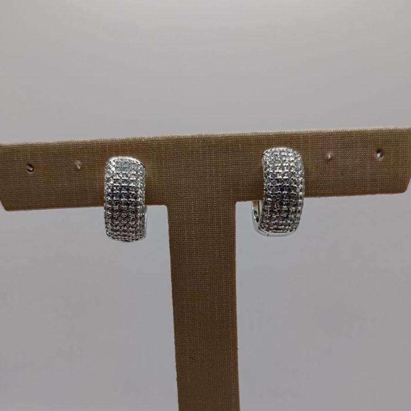 argola cravejada zirconia menor