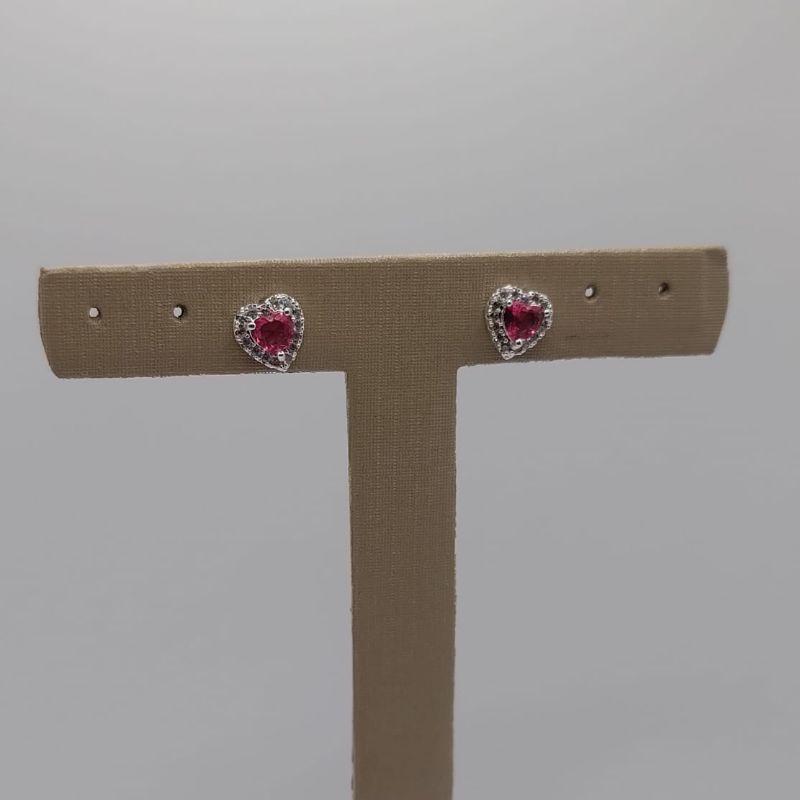 brinco coração rosa